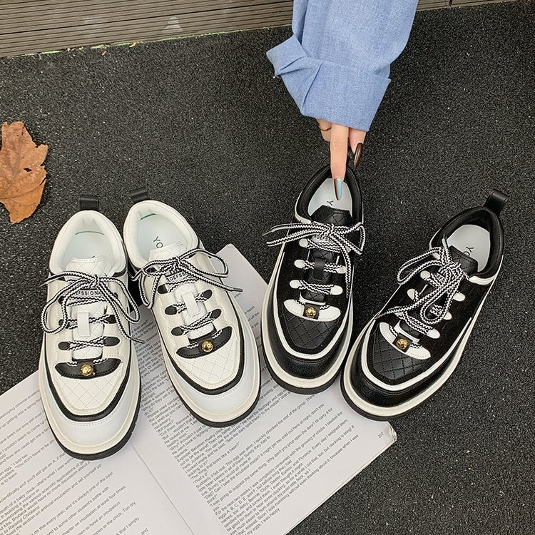 Noble Retro Black And White Color Block Sneakers For Women, 2026 Spring Autumn New Lace-up Soft Sole Comfortable Versatile Casual Board Shoes 1