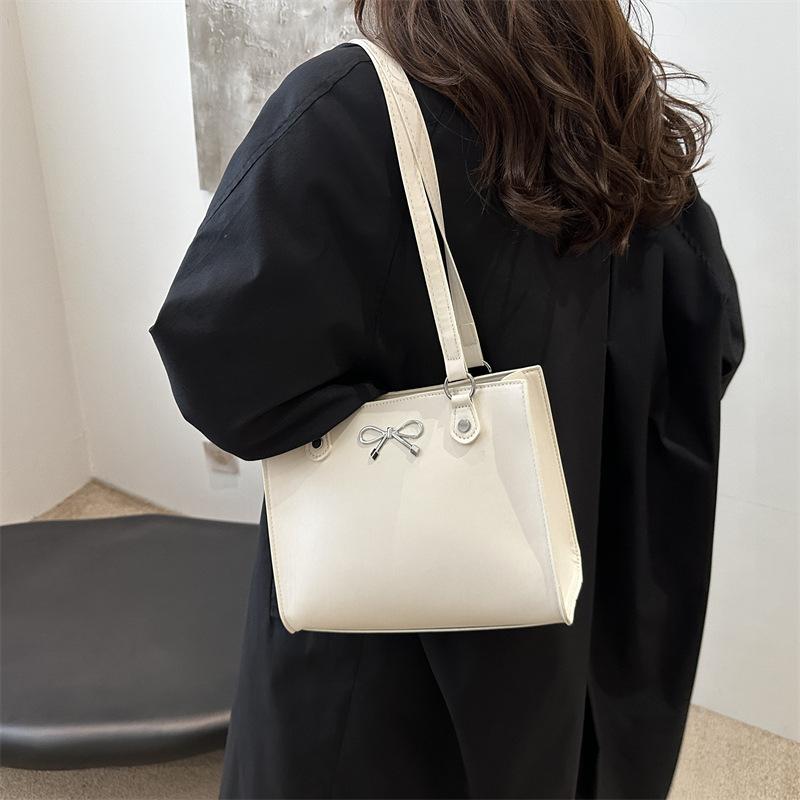 Large Capacity Tote Bag For Women 3