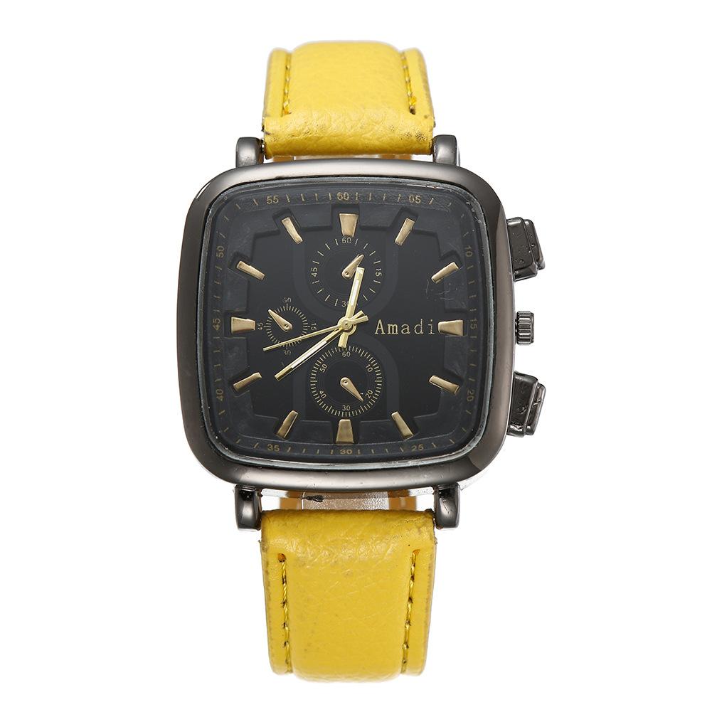 Fashionable Minimalist Retro Quartz Watch 7