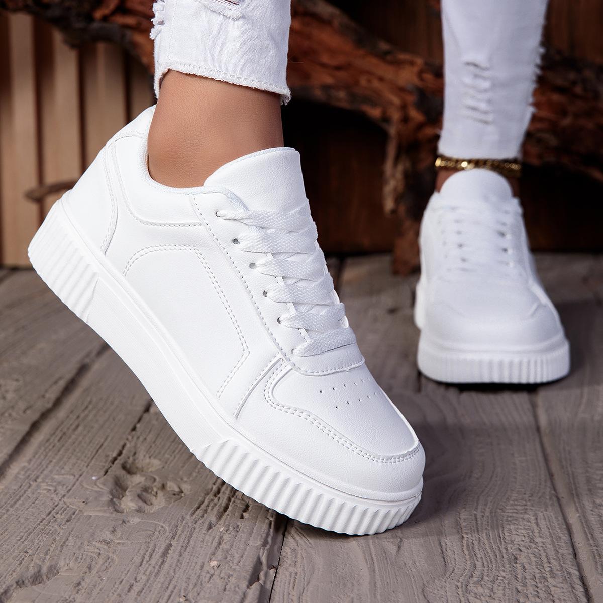 Comfortable Unisex Athletic And Casual Shoes For Men And Women 2