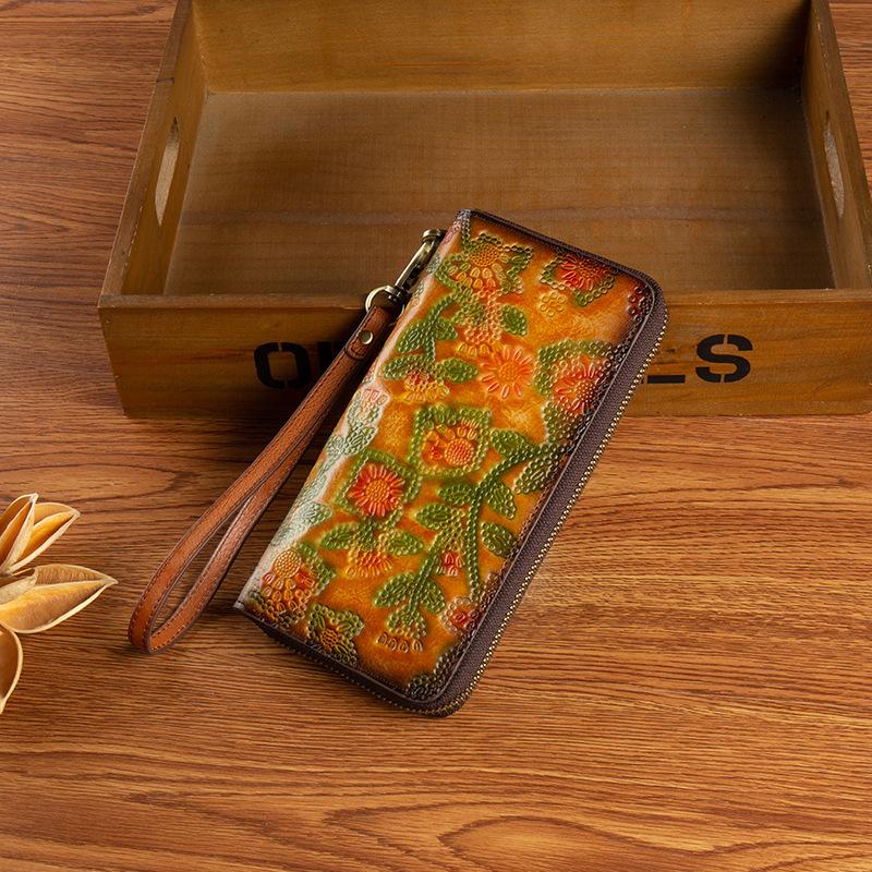 Womens Embossed Distressed Large-Capacity Vintage Wallet 2
