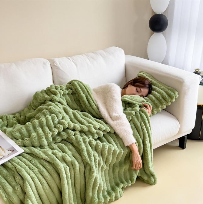 Soft Wind Bubble Velvet Blanket Warm Solid Rabbit Fur Blankets Double-sided Thickening Cover Throw Warm Fur Blanket 9